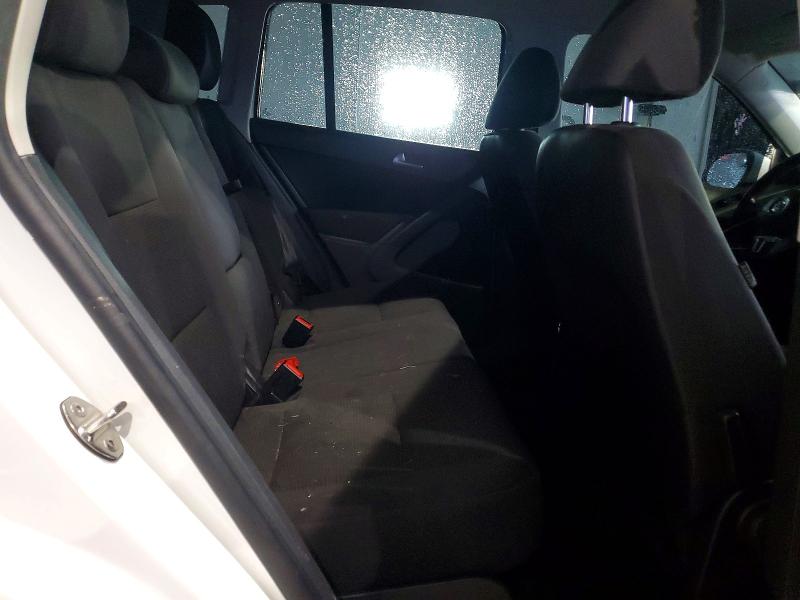 Продажа на аукционе авто 2017 Volkswagen Tiguan, vin: WVGAV7AXXHK047185, номер лота: 79640405