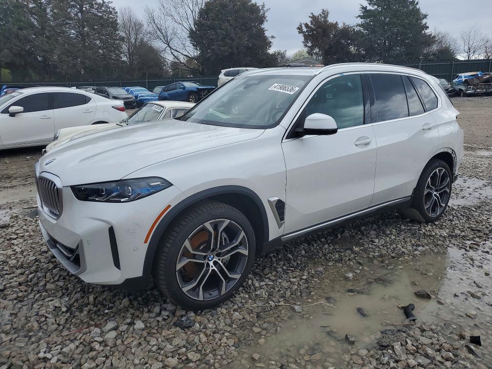 41906536 :رقم المزاد ، 5UX23EU04S9W23738 vin ، 2025 Bmw X5 مزاد بيع