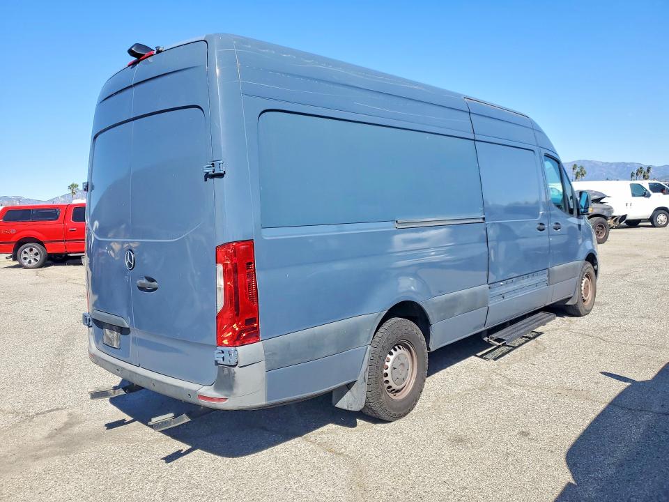 79997005 :رقم المزاد ، WD4PF1CD7KT007178 vin ، 2019 Mercedes Benz Sprinter مزاد بيع