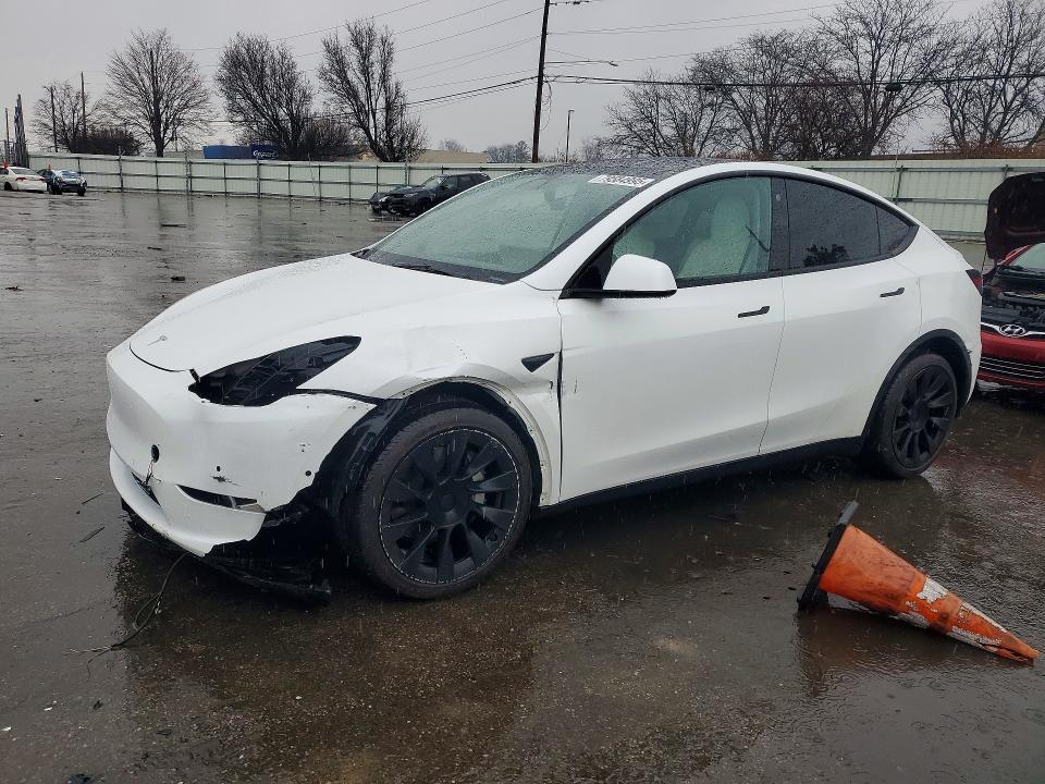 Продажа на аукционе авто 2022 Tesla Model Y, vin: 7SAYGDEE2NF321995, номер лота: 79584995
