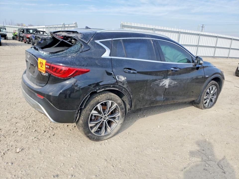 47218256 :رقم المزاد ، SJKCH5CR7JA005539 vin ، 2018 Infiniti Qx30 مزاد بيع