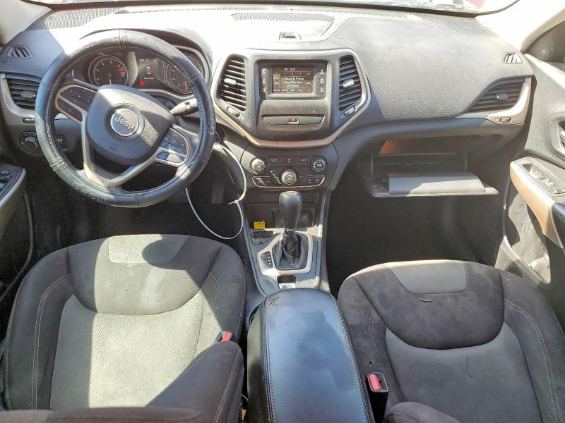 47114696 :رقم المزاد ، 1C4PJLAB8HW662799 vin ، 2017 Jeep Cherokee مزاد بيع