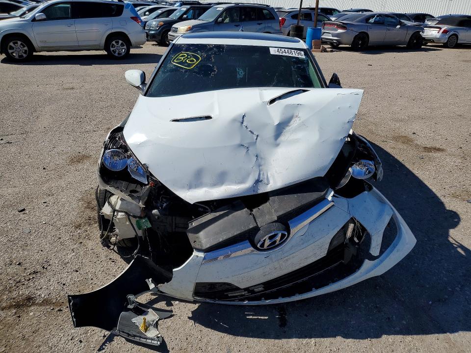 2013 Hyundai Veloster მანქანა იყიდება აუქციონზე, vin: KMHTC6AD8DU176393, აუქციონის ნომერი: 45448196