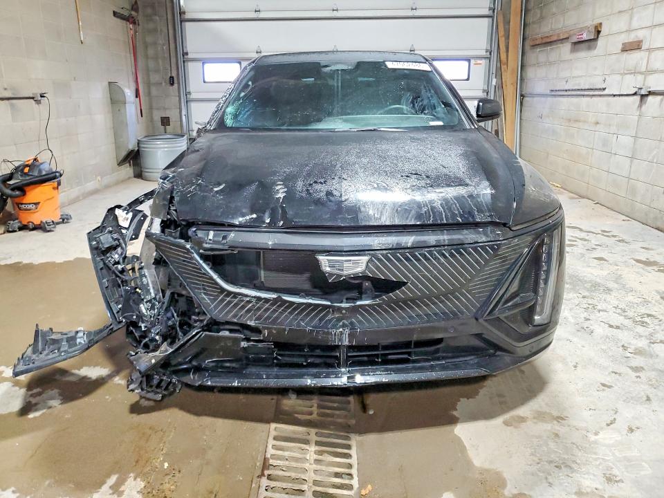 47062486 :رقم المزاد ، 1GYKPMRKXPZ002208 vin ، 2023 Cadillac Lyriq مزاد بيع