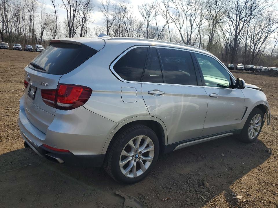 48050206 :رقم المزاد ، 5UXKR6C54F0J78767 vin ، 2015 Bmw X5 مزاد بيع