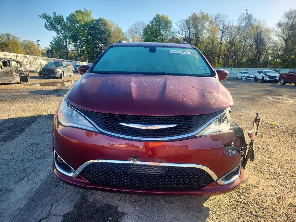 Продаж на аукціоні авто 2017 Chrysler Pacifica, vin: 2C4RC1BGXHR730093, номер лоту: 45992406