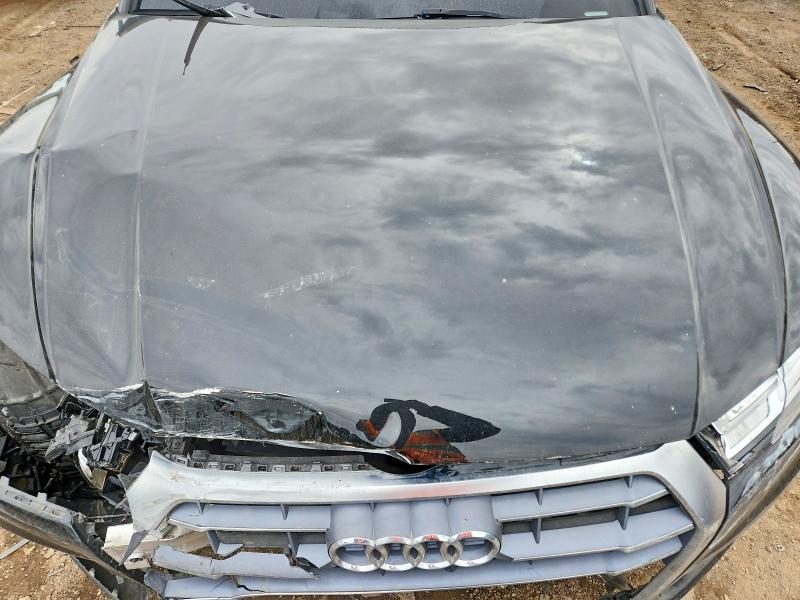 46950986 :رقم المزاد ، WA1BNAFY8J2122117 vin ، 2018 Audi Q5 مزاد بيع
