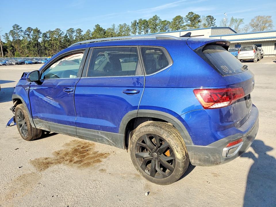 Продажа на аукционе авто 2022 Volkswagen Taos, vin: 3VVRX7B29NM065283, номер лота: 47035816