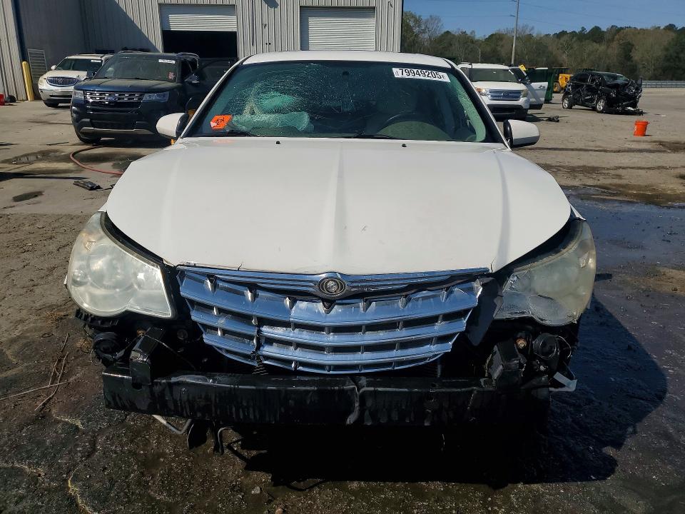 79949205 :رقم المزاد ، 1C3CC5FV4AN218360 vin ، 2010 Chrysler Sebring مزاد بيع