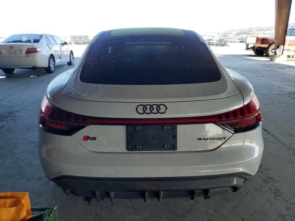 2024 Audi Rs E-tron Gt მანქანა იყიდება აუქციონზე, vin: WAUBHBFW0R7901881, აუქციონის ნომერი: 41752326