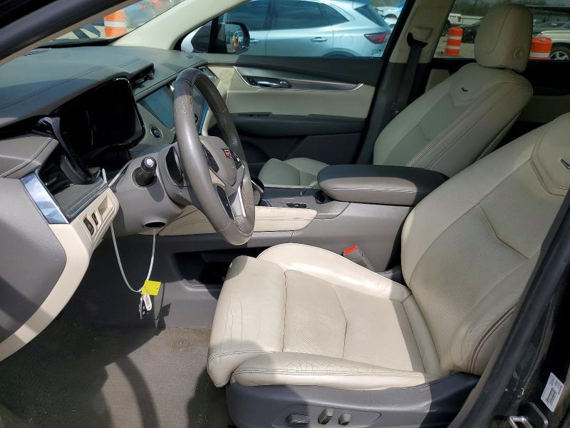 79631185 :رقم المزاد ، 1GYKNBRS8HZ266684 vin ، 2017 Cadillac Xt5 مزاد بيع