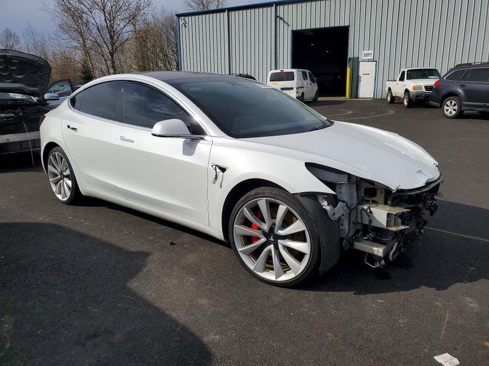 2018 Tesla Model 3 მანქანა იყიდება აუქციონზე, vin: 5YJ3E1EB7JF074484, აუქციონის ნომერი: 45542826