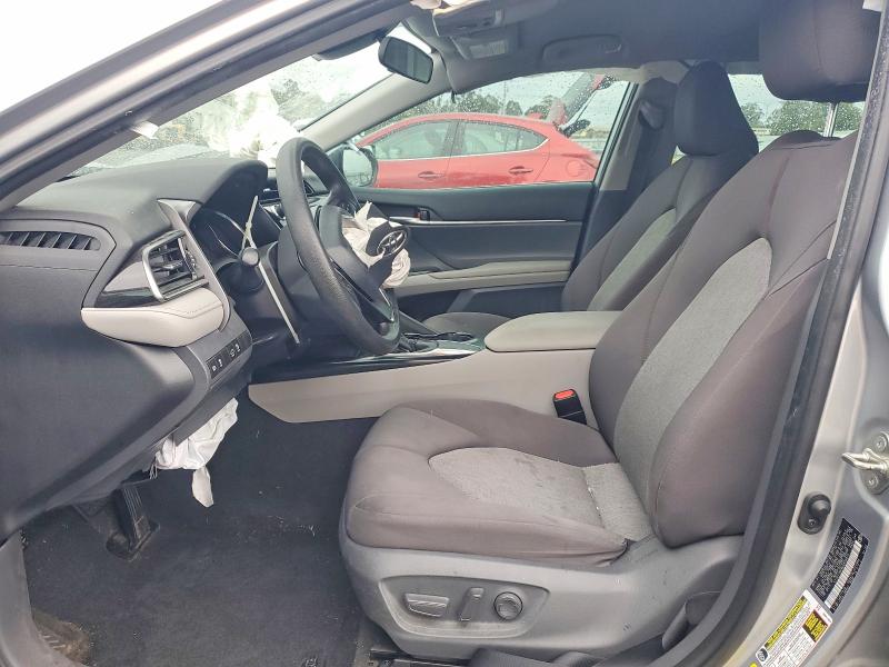 48178526 :رقم المزاد ، 4T1B11HK8KU829973 vin ، 2019 Toyota Camry مزاد بيع