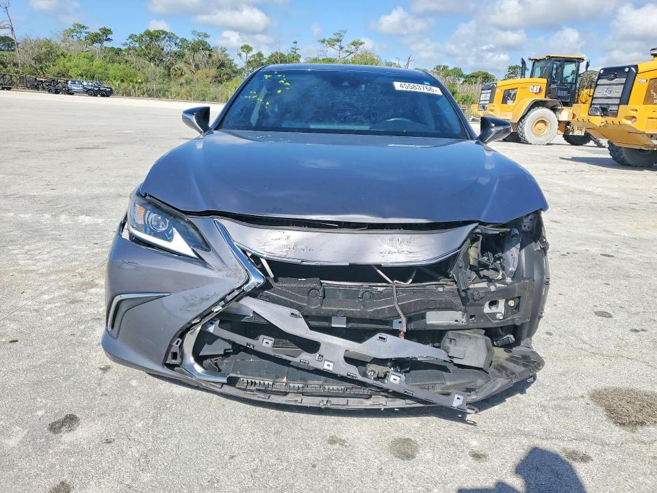 45583766 :رقم المزاد ، 58ADZ1B19MU094529 vin ، 2021 Lexus Es 350 مزاد بيع