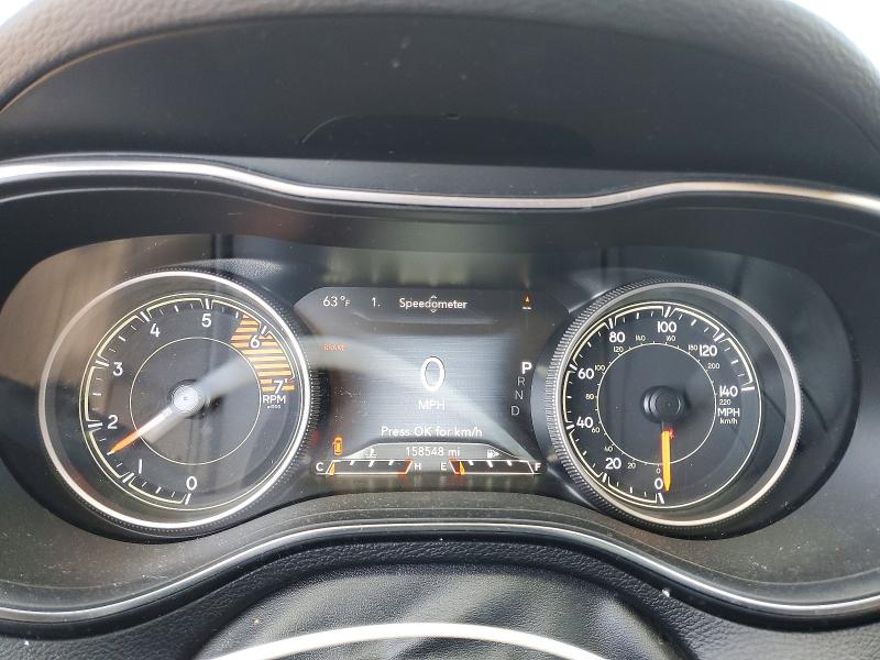 46576656 :رقم المزاد ، 1C4PJMDN8KD270873 vin ، 2019 Jeep Cherokee مزاد بيع