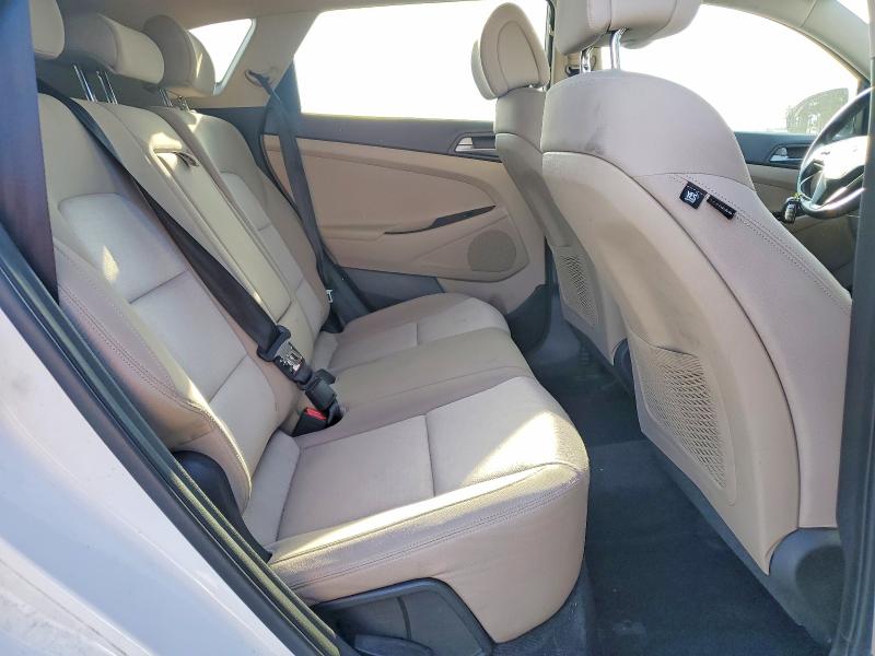 Продажа на аукционе авто 2017 Hyundai Tucson, vin: KM8J33A25HU274694, номер лота: 48250946