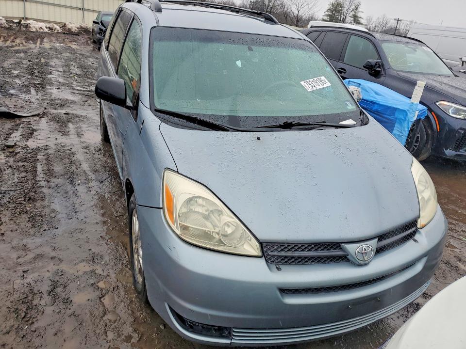 2004 Toyota Sienna მანქანა იყიდება აუქციონზე, vin: 5TDBA23CX4S016118, აუქციონის ნომერი: 79319195