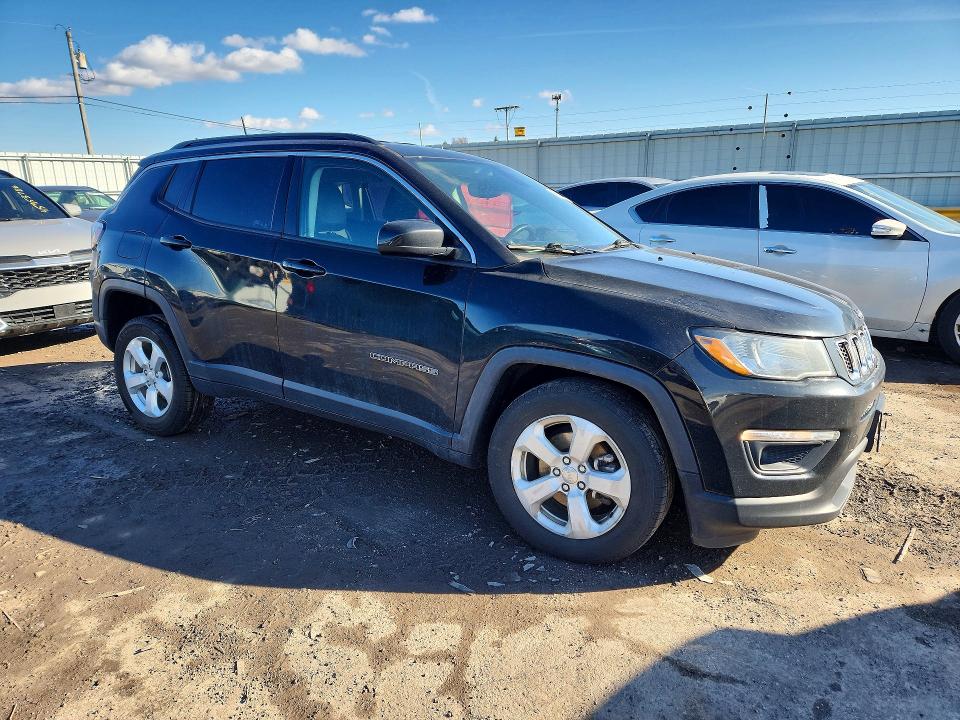 Продаж на аукціоні авто 2018 Jeep Compass, vin: 3C4NJDBB3JT270966, номер лоту: 45792376