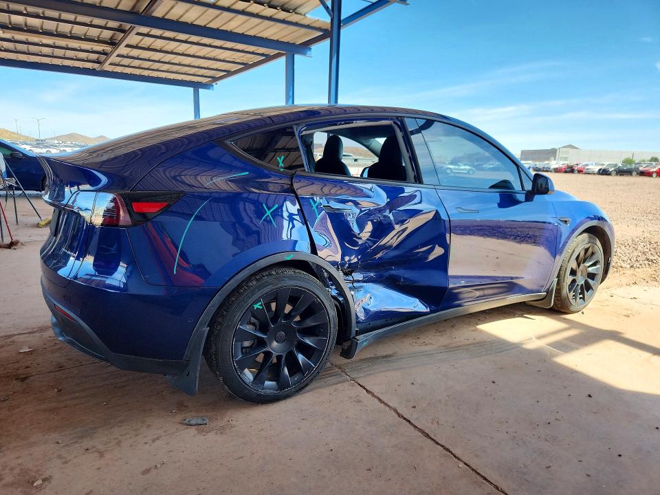 2020 Tesla Model Y მანქანა იყიდება აუქციონზე, vin: 5YJYGDEE8LF014261, აუქციონის ნომერი: 46444216