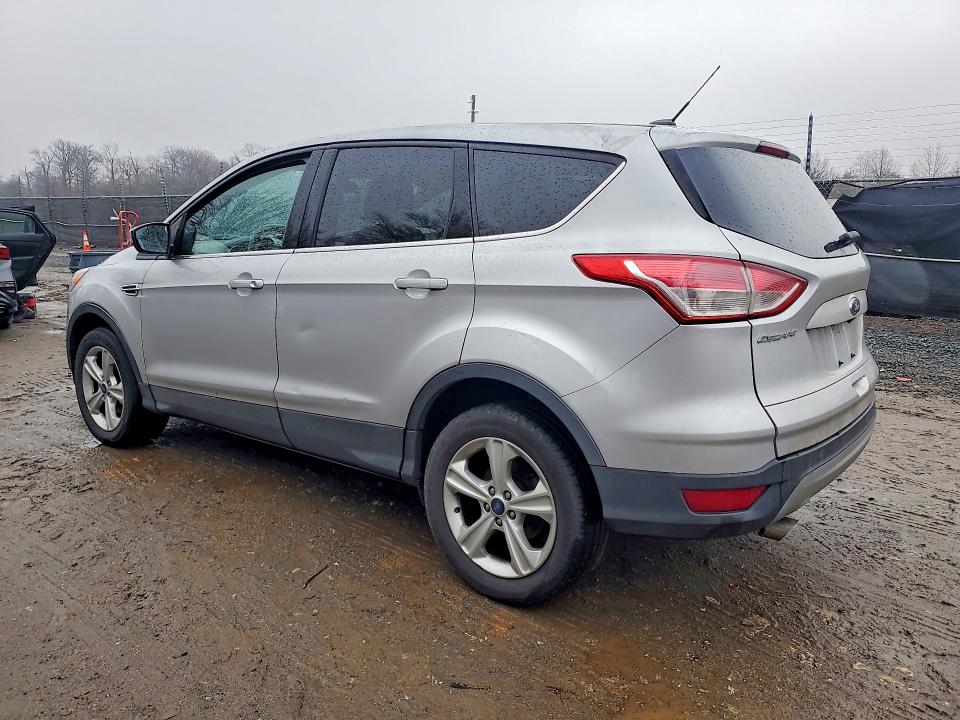 79899245 :رقم المزاد ، 1FMCU0GX4GUB04204 vin ، 2016 Ford Escape مزاد بيع
