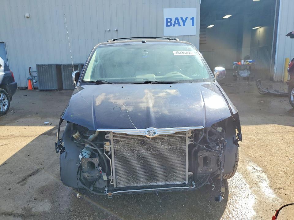 46480456 :رقم المزاد ، 2A4RR6DX7AR193143 vin ، 2010 Chrysler Town & Country مزاد بيع