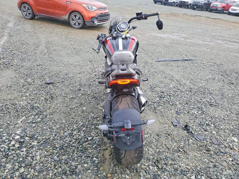 46200486 :رقم المزاد ، SMTG10JX9RTBN1684 vin ، 2024 Triumph Motorcycle Rocket 3 مزاد بيع