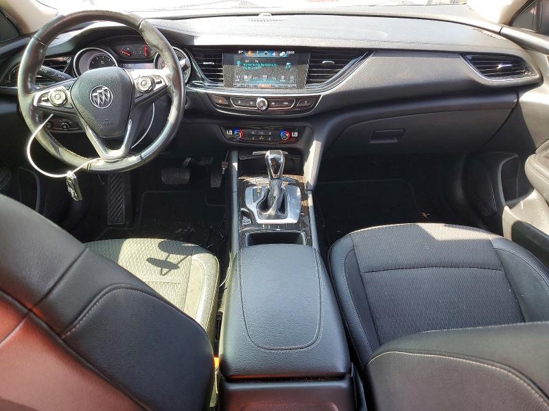 41984956 :رقم المزاد ، W04GM6SXXJ1137999 vin ، 2018 Buick Regal مزاد بيع