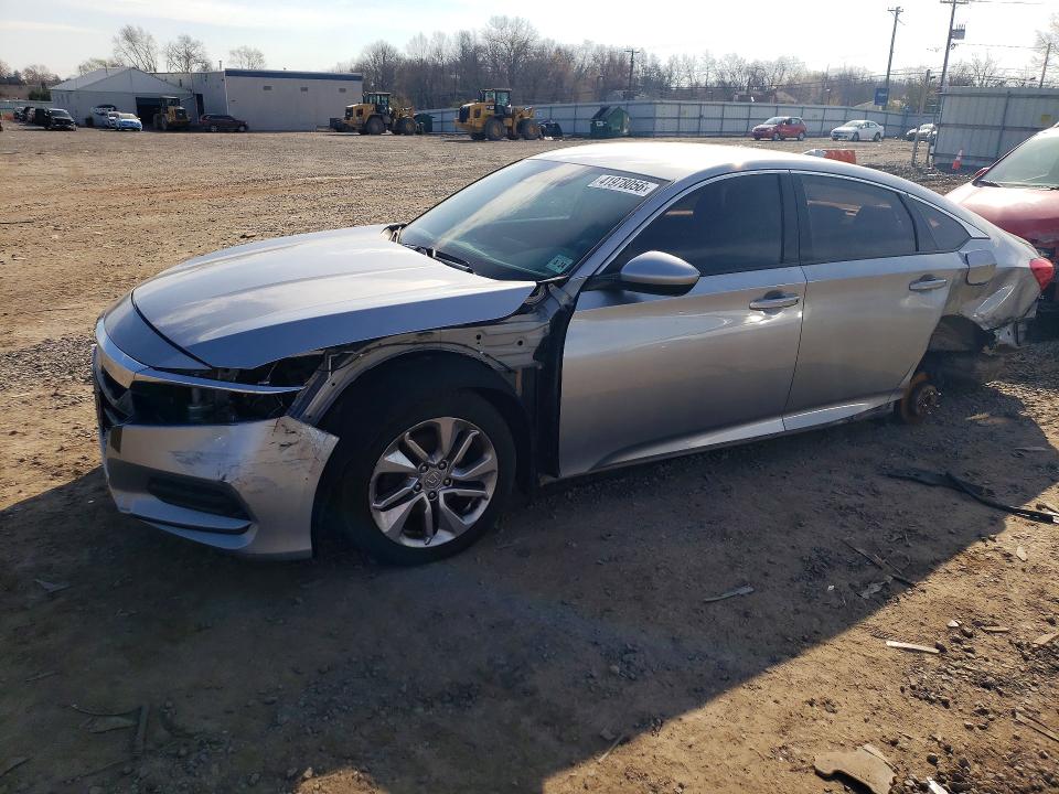 2019 Honda Accord მანქანა იყიდება აუქციონზე, vin: 1HGCV1F14KA043436, აუქციონის ნომერი: 41978056