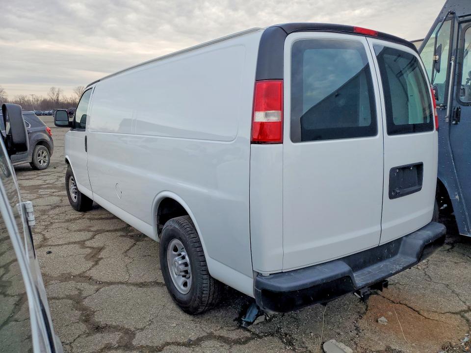 Продажа на аукционе авто 2018 Chevrolet Express G2500, vin: 1GCWGBFP6J1236170, номер лота: 48066086