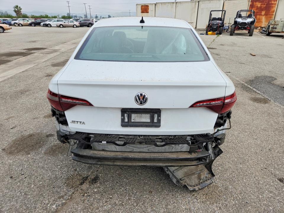 47062156 :رقم المزاد ، 3VWG57BU3MM004617 vin ، 2021 Volkswagen Jetta مزاد بيع