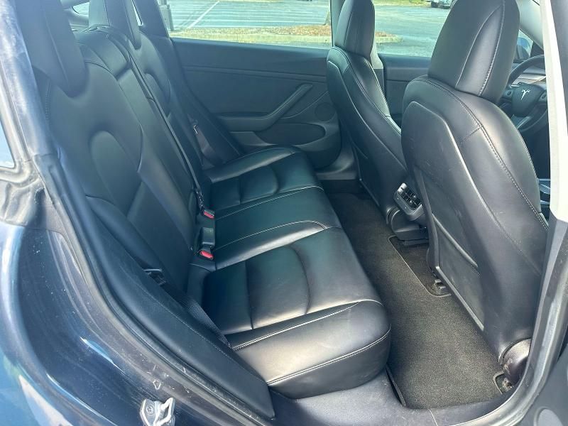 Продажа на аукционе авто 2022 Tesla Model 3, vin: 5YJ3E1EB0NF121747, номер лота: 46034806
