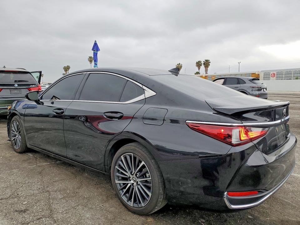 48108526 :رقم المزاد ، 58ADA1C17SU067428 vin ، 2025 Lexus Es 300h مزاد بيع