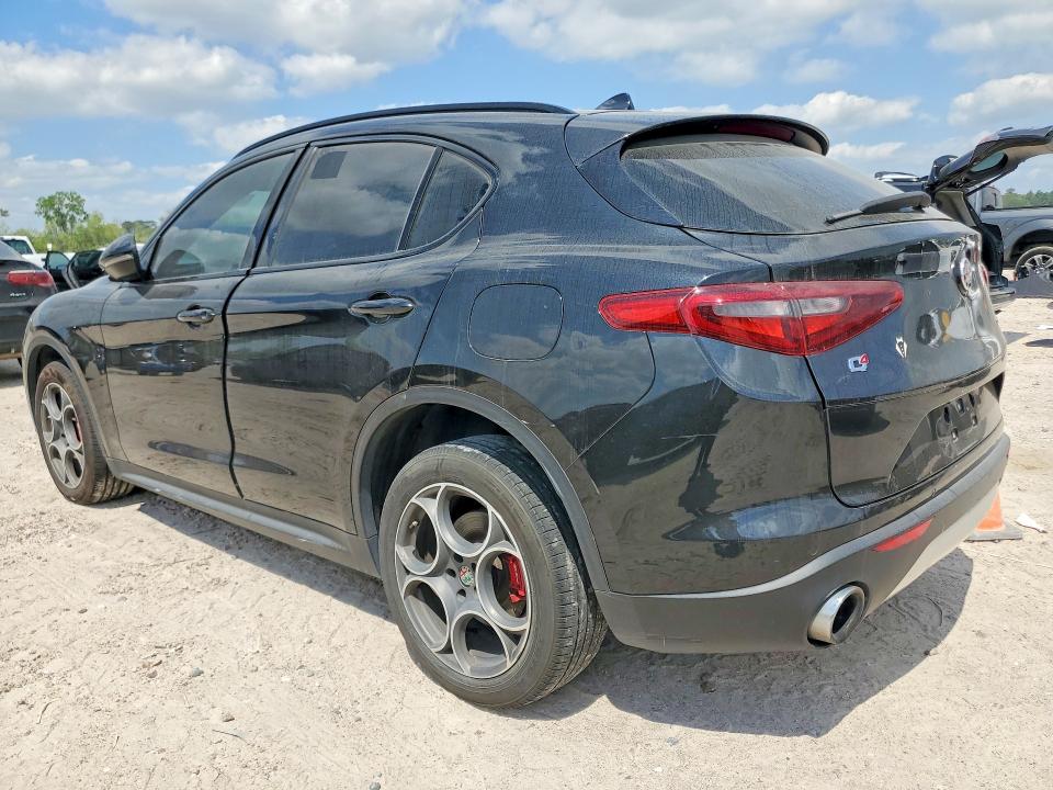 2018 Alfa Romeo Stelvio მანქანა იყიდება აუქციონზე, vin: ZASFAKNN1J7B72951, აუქციონის ნომერი: 47889376
