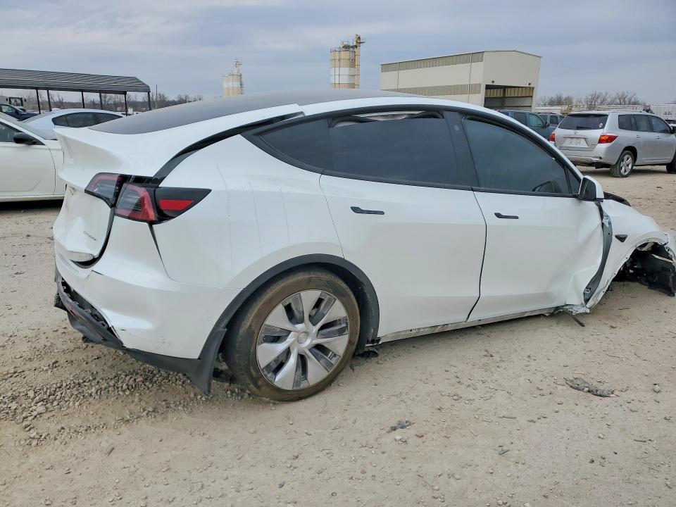 Продажа на аукционе авто 2022 Tesla Model Y, vin: 7SAYGAEE8NF360573, номер лота: 47410826