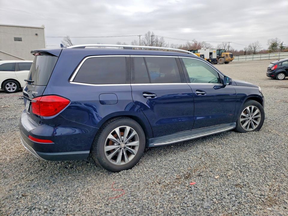 45993316 :رقم المزاد ، 4JGDF2EE0FA559322 vin ، 2015 Mercedes-benz Gl مزاد بيع