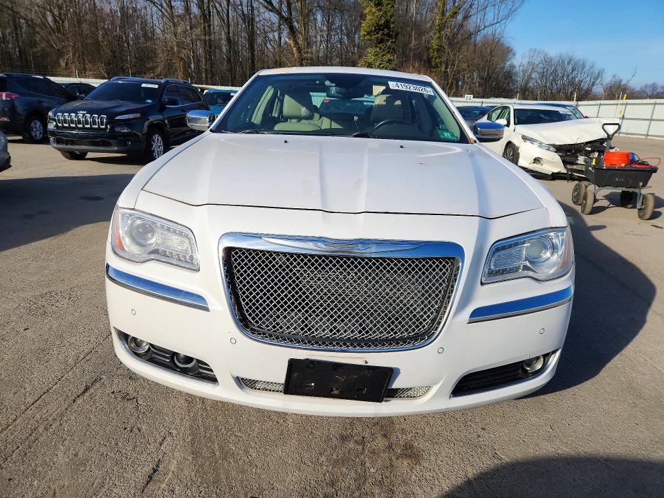 41923026 :رقم المزاد ، 2C3CCAKT2EH142262 vin ، 2014 Chrysler 300c مزاد بيع