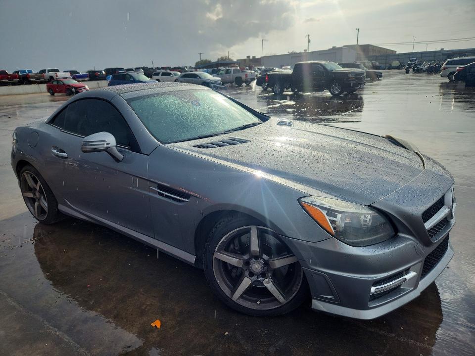 Продажа на аукционе авто 2015 Mercedes-benz Slk, vin: WDDPK4HA7FF104171, номер лота: 79991085