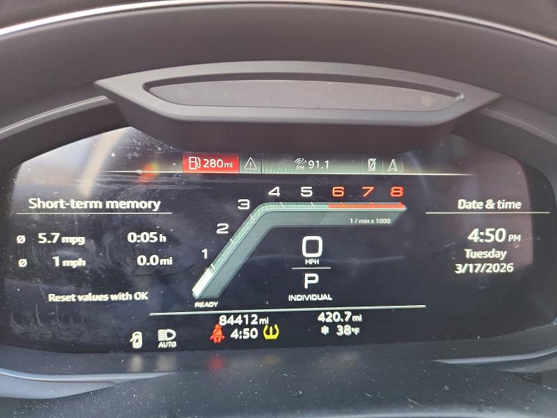 Продажа на аукционе авто 2022 Audi Q8, vin: WA1EVBF15ND010830, номер лота: 46122116