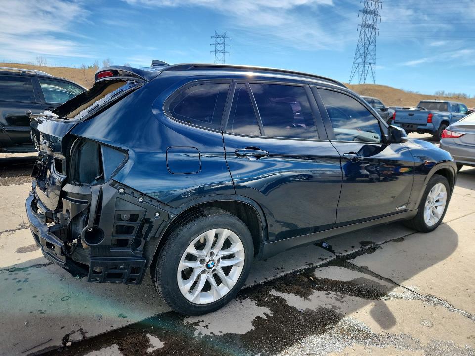 2015 Bmw X1 მანქანა იყიდება აუქციონზე, vin: WBAVL1C52FVY34788, აუქციონის ნომერი: 46219786