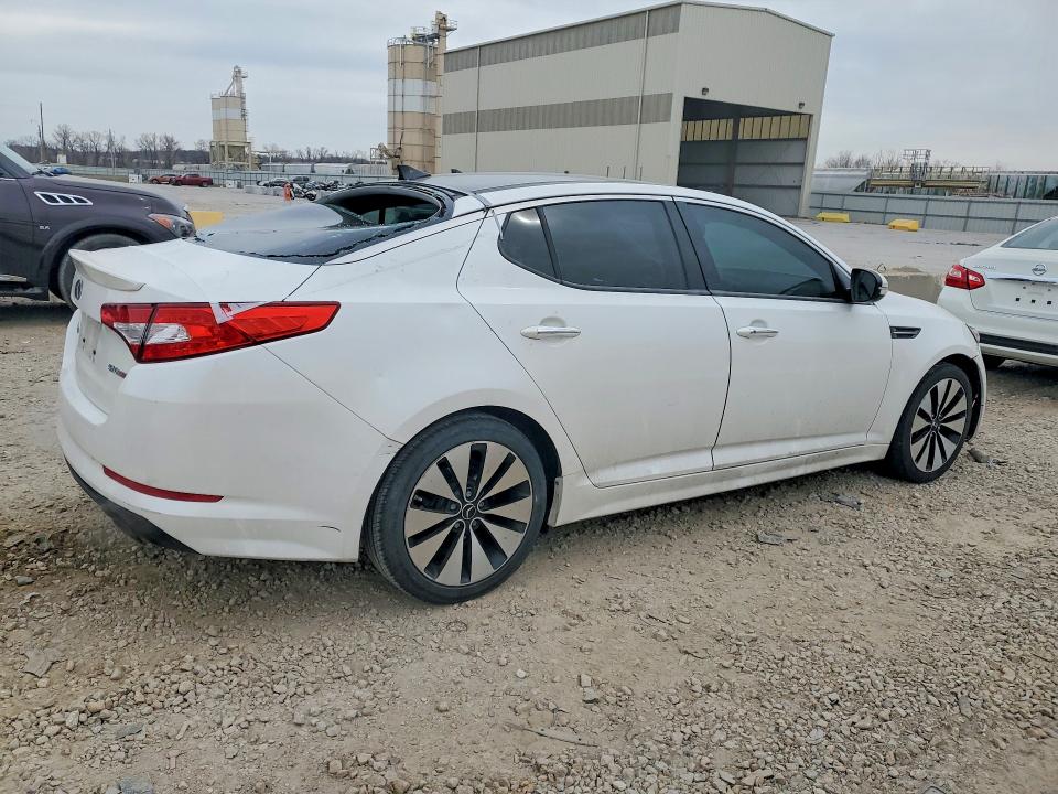 46550306 :رقم المزاد ، KNAGR4A68B5114152 vin ، 2011 Kia Optima مزاد بيع