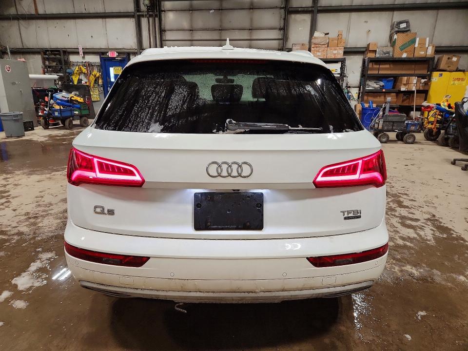 Продажа на аукционе авто 2018 Audi Q5, vin: WA1CNAFY0J2222913, номер лота: 42021406