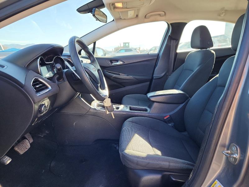 46064056 :رقم المزاد ، 1G1BE5SM4H7163057 vin ، 2017 Chevrolet Cruze مزاد بيع