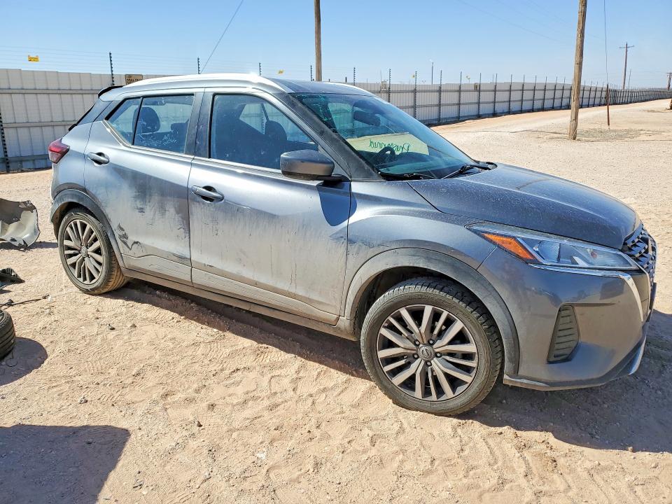 46929466 :رقم المزاد ، 3N1CP5CV1NL521643 vin ، 2022 Nissan Kicks مزاد بيع