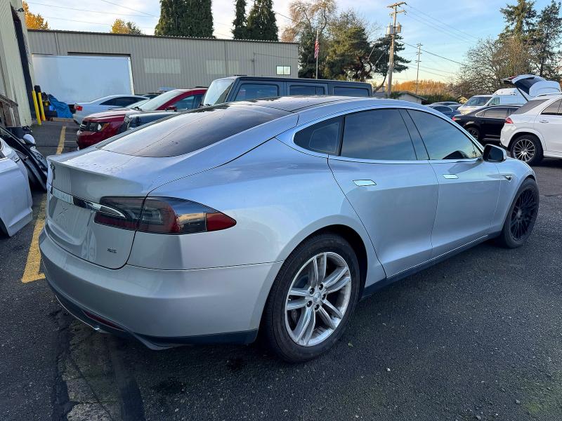 Продажа на аукционе авто 2013 Tesla Model S, vin: 5YJSA1CN1DFP26170, номер лота: 45570056