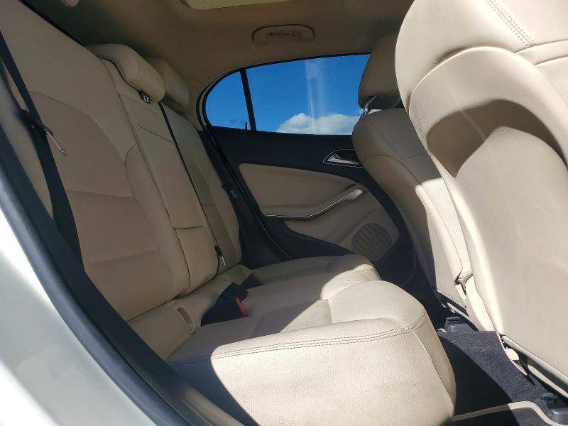 Продаж на аукціоні авто 2015 Mercedes-benz Gla, vin: WDCTG4GB0FJ039322, номер лоту: 79601485
