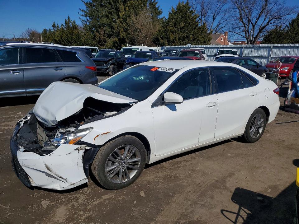 Продаж на аукціоні авто 2016 Toyota Camry, vin: 4T1BF1FK2GU137459, номер лоту: 41971386