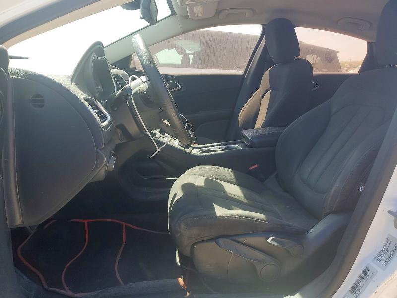47093736 :رقم المزاد ، 1C3CCCAB3FN569981 vin ، 2015 Chrysler 200 مزاد بيع