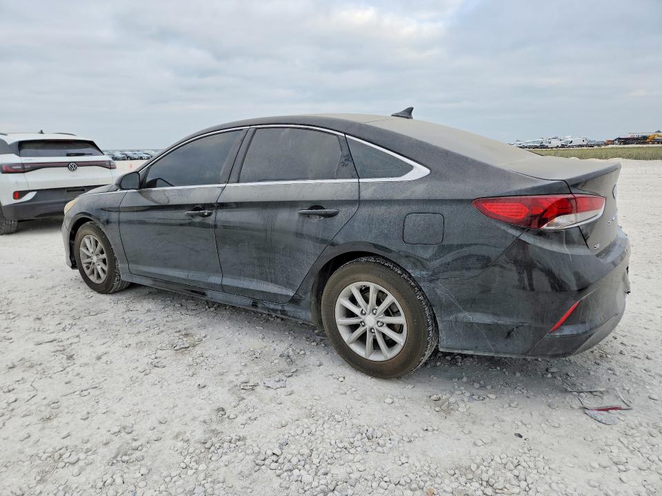 Продажа на аукционе авто 2018 Hyundai Sonata, vin: 5NPE24AF4JH620011, номер лота: 47262016