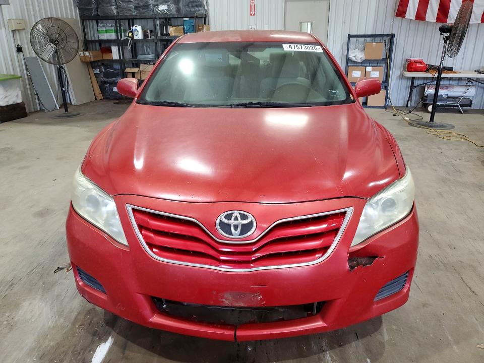 2011 Toyota Camry მანქანა იყიდება აუქციონზე, vin: 4T1BF3EK8BU141635, აუქციონის ნომერი: 47573026