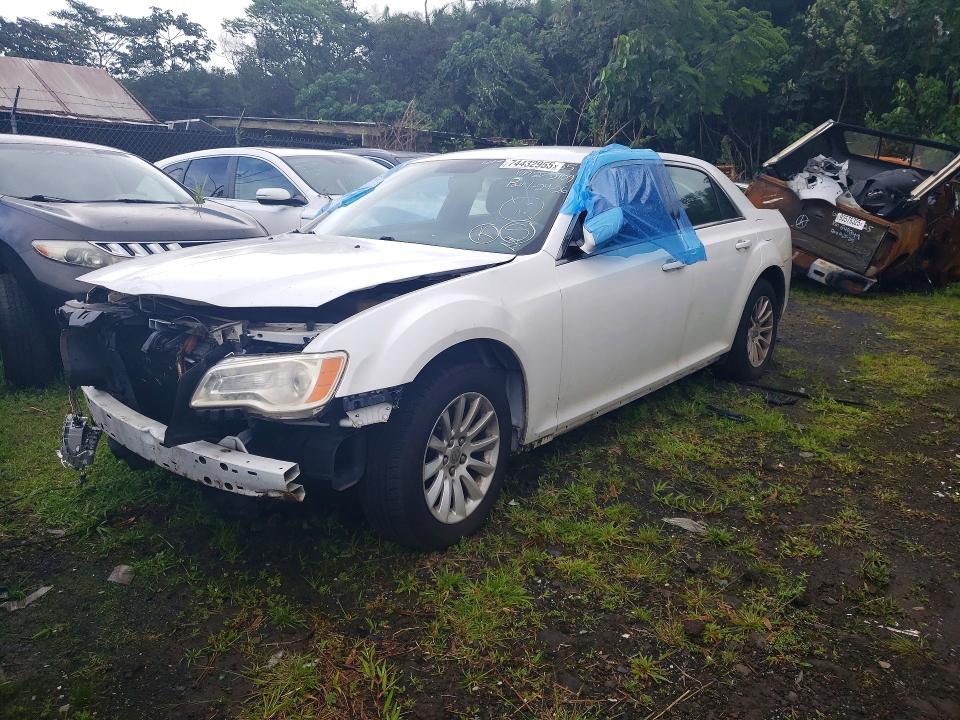 2012 Chrysler 300 მანქანა იყიდება აუქციონზე, vin: 2C3CCAAGXCH275109, აუქციონის ნომერი: 74432955